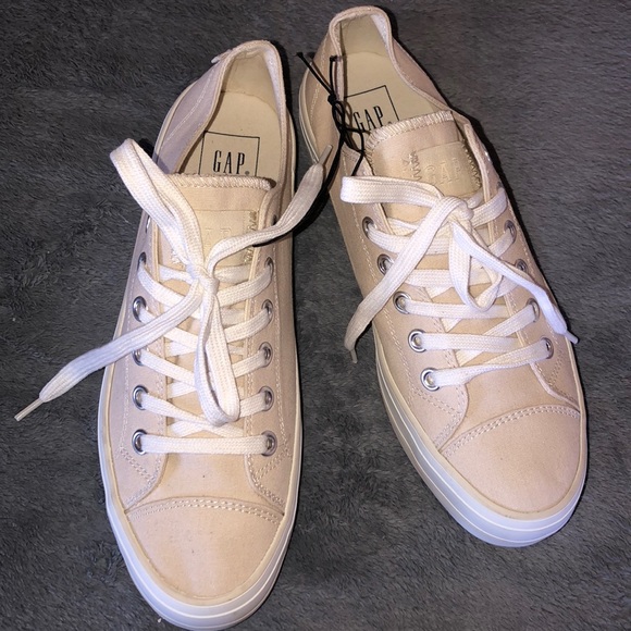 Gap Women’s sneakers - Picture 2 of 5